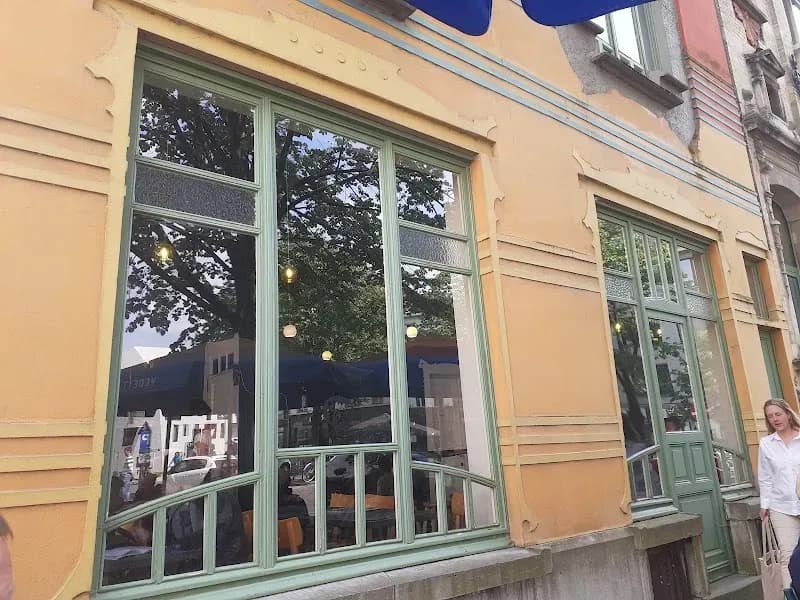 Simon Says — Patershol, Gent